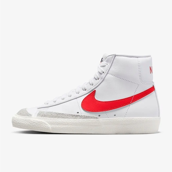 Nike Blazer Mid ‘77 - Picture 6 of 12